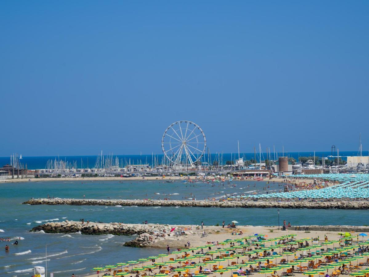 Hotel Imperial Beach - Dada Hotels Rimini Exteriér fotografie